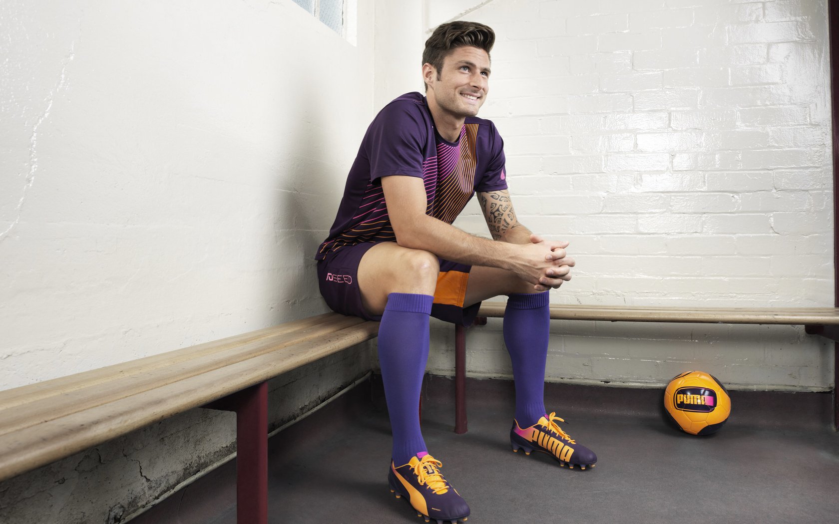 开云官网-电竞场馆智能化改造开启，提升观赛体验，电竞场馆功能