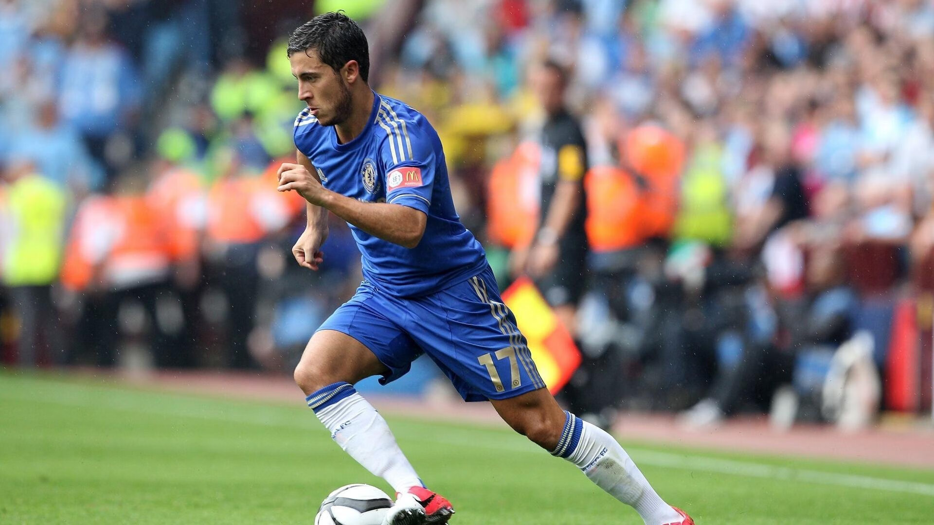 门兴格拉德巴赫队主帅克洛普表示球队状态不佳,门兴格拉德巴赫客场球衣