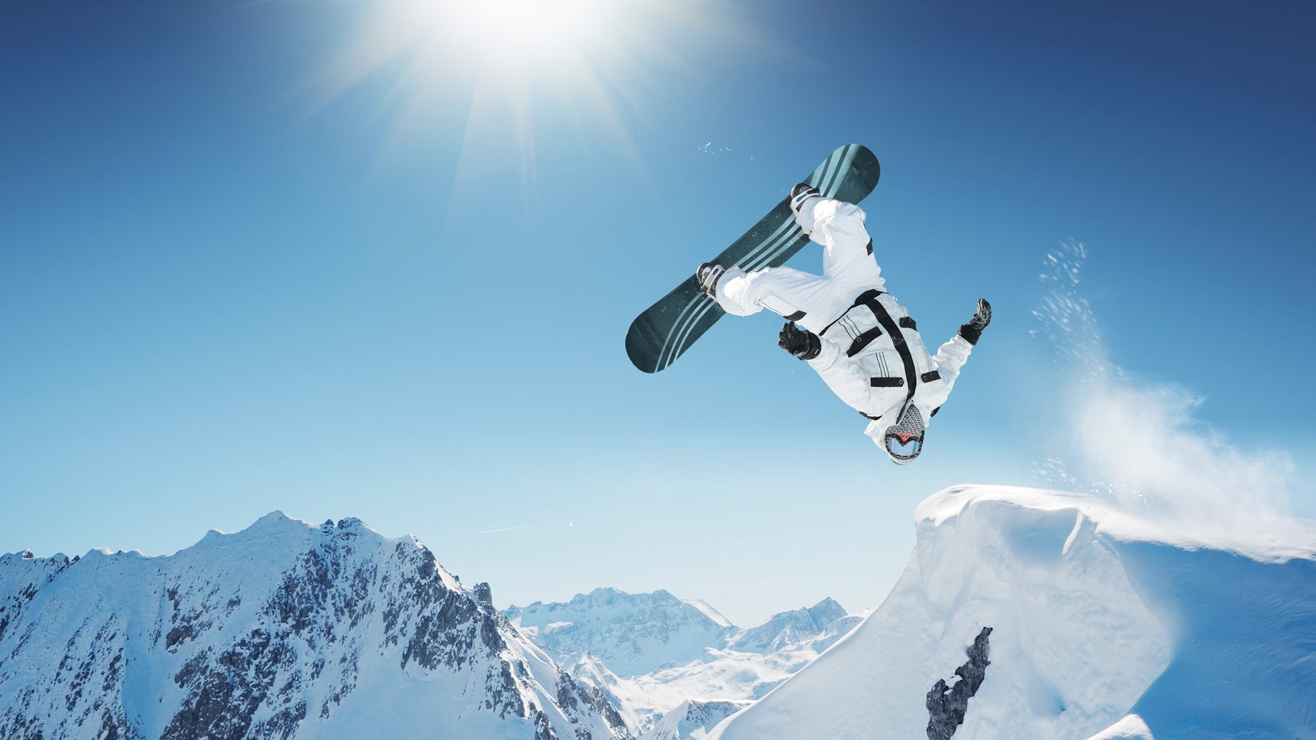 开云·体育官网-英超终极冲刺：激情澎湃，精彩不止！，英超精华集锦2021